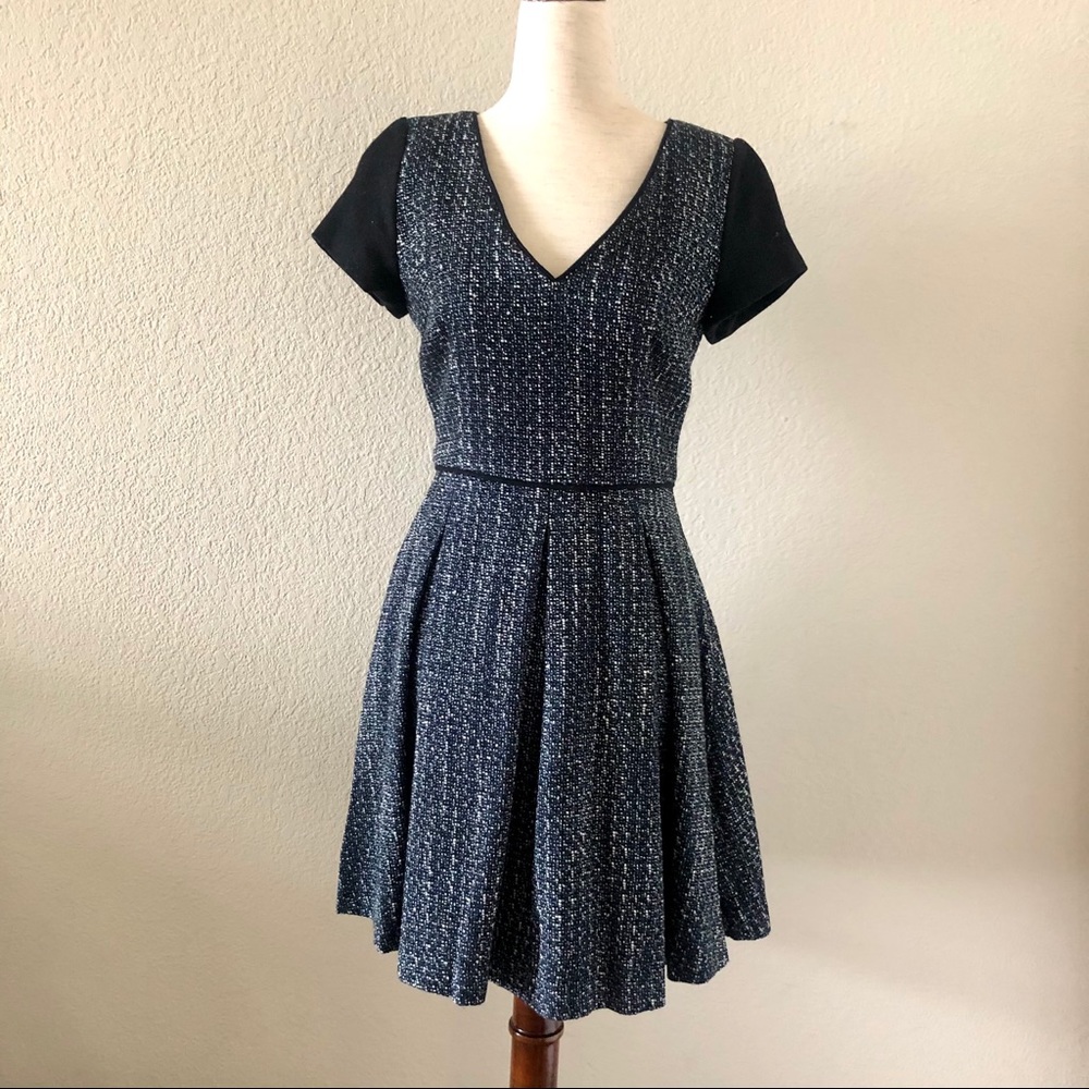 Banana Republic Dress size 0 - Picture 5 of 5